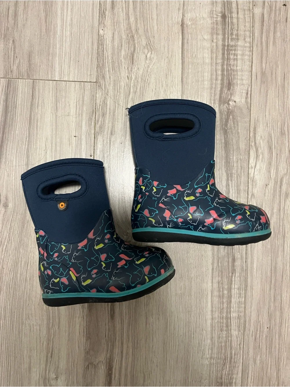 Bogs Navy Rain Boots with Multicolor Heart Pattern